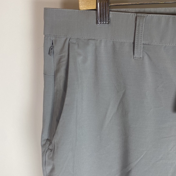 Fabletics The Only Pants Gray Performance Stretch Chino Men's Size L - Picture 11 of 11
